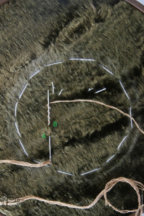 Брошь с вышивкой