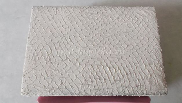 Шкатулка своими руками в технике имитации кожи рептилии