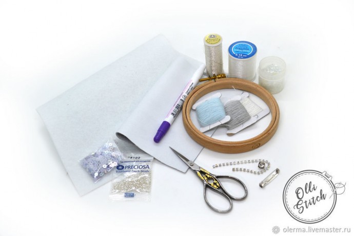 Вышитая брошь "Одуванчик"