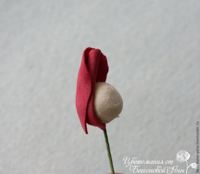 Розы из фоамирана