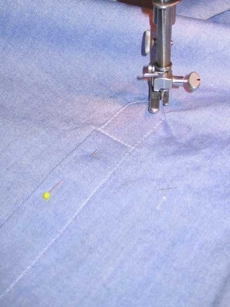 Очень простая обработка разреза рукава планкой