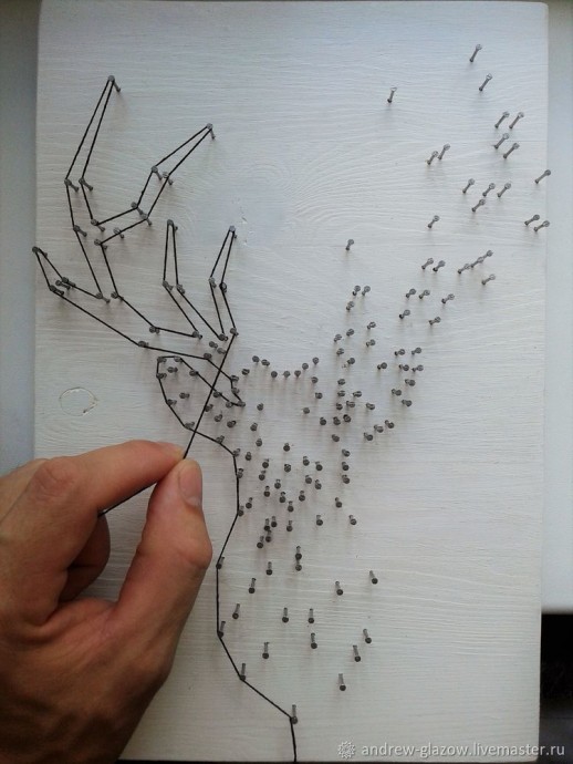Контурный олень в технике String Art: часть 1