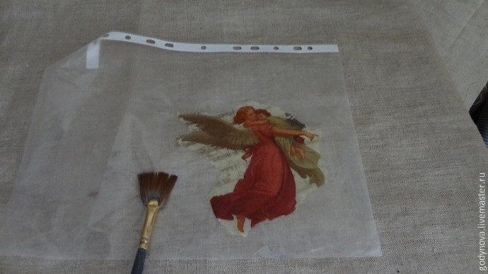 Мастер-класс: декор бутылки для святой воды в технике декупаж, часть 1