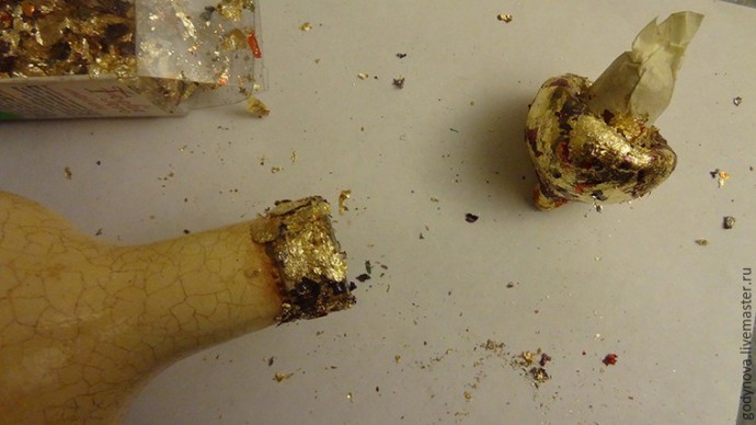 Мастер-класс: декор бутылки для святой воды в технике декупаж, часть 4