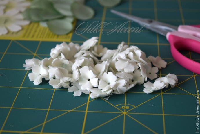 Делаем веночек из шелка для ромашковой свадьбы: часть 2