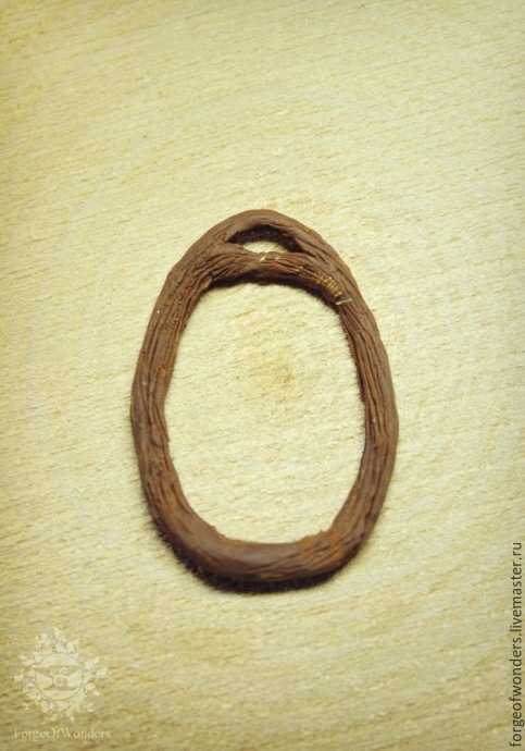 Кулон в эко-стиле с лесными грибочками из полимерной глины