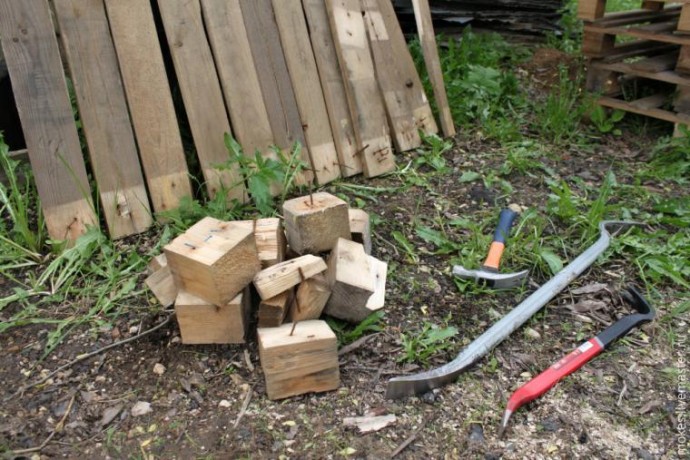 Как сделать яркое настенное панно из старых поддонов: часть 1