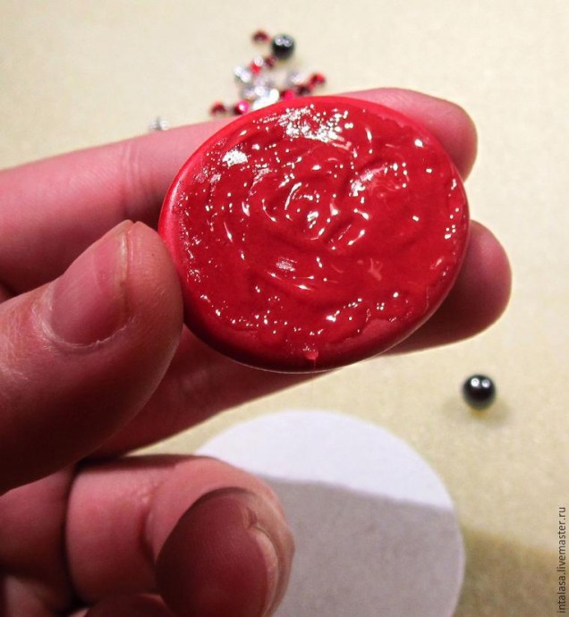 Создаем колье в технике сутажной вышивки: часть 1