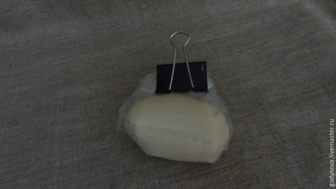 Мастер-класс: декор бутылки для святой воды в технике декупаж, часть 3