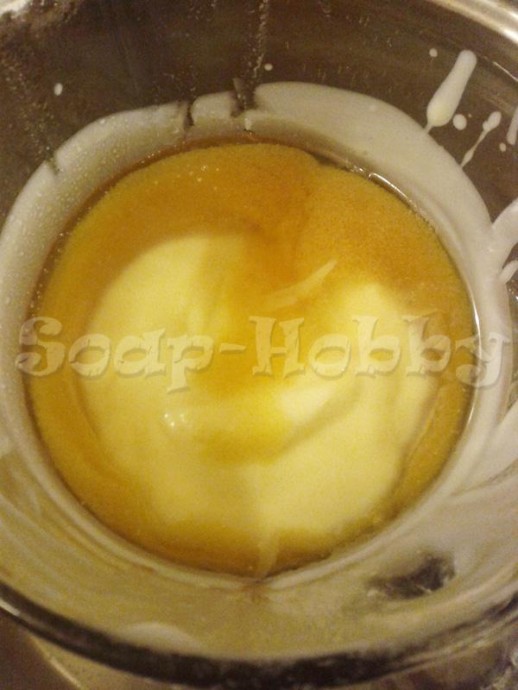 Молочное мыло с нуля с добавлением мёда и овсянки: часть 2