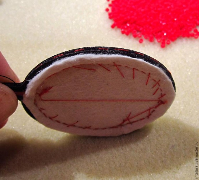 Создаем колье в технике сутажной вышивки: часть 2