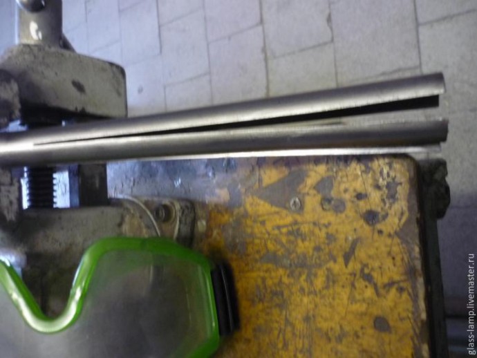 Превращаем ржавую трубу в основание светильника: часть 1