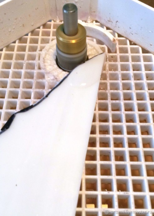 Тонкости изготовления светильника в технике Тиффани: часть 2