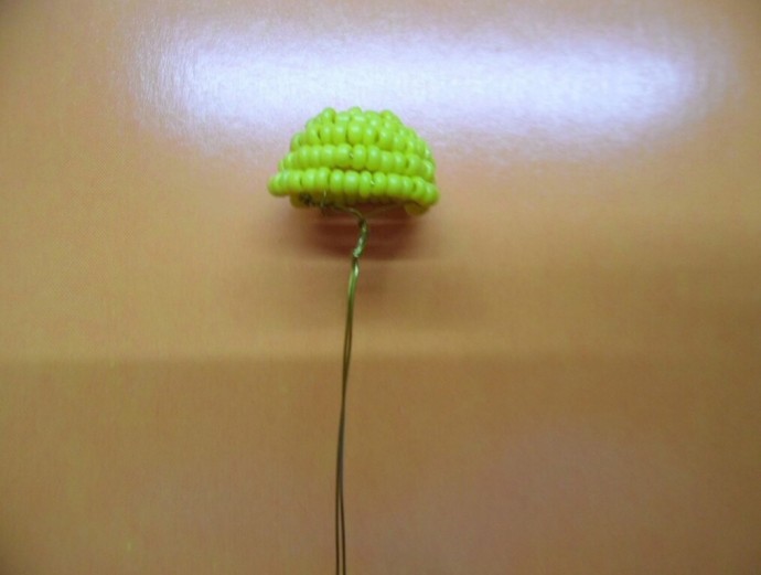 Ромашки из бисера и рубки