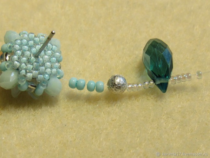 Плетем серьги-гвоздики "Лотос": часть 2