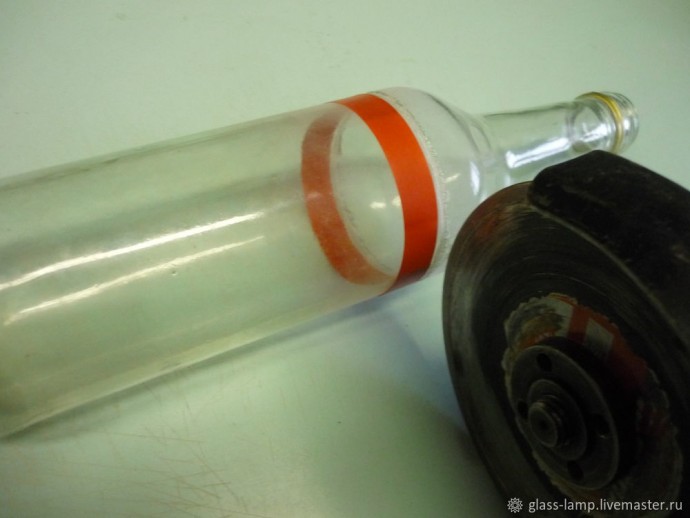 Мастер-класс по изготовлению светильника "Снежный вальс" из стеклянных бутылок: часть 1