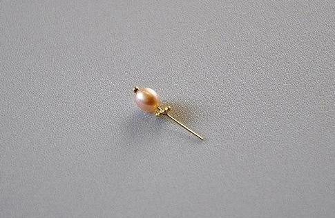 Прелестное украшение с искусственным жемчугом