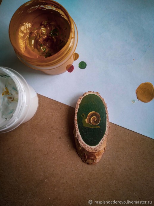 Мастер-класс по созданию расписной броши на деревянной основе: часть 2
