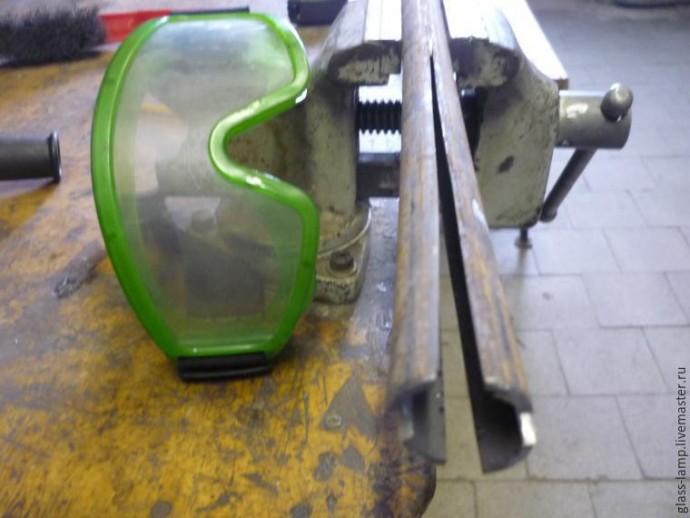 Превращаем ржавую трубу в основание светильника: часть 1