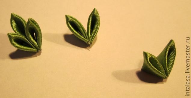 Сборка веточки в технике канзаши