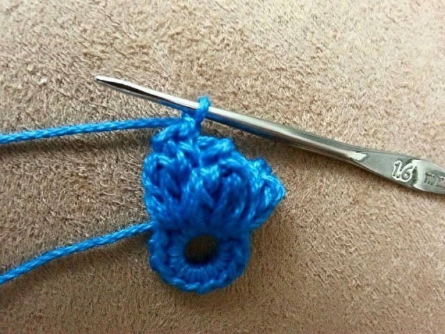 Цветочная шаль, которая покорит ваше сердце