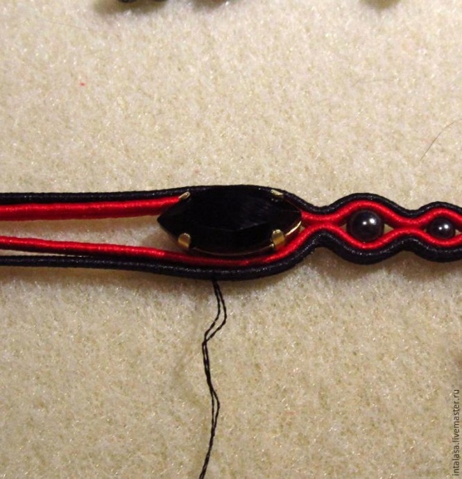 Создаем колье в технике сутажной вышивки: часть 5