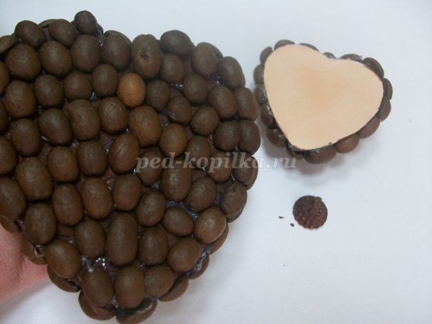 Сердце из кофейных зерен: мастер-класс