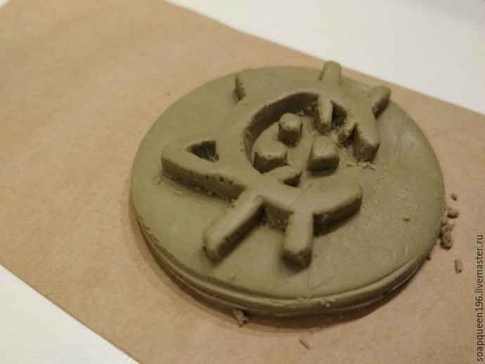 Как сделать свой фирменный ударный штамп для мыла