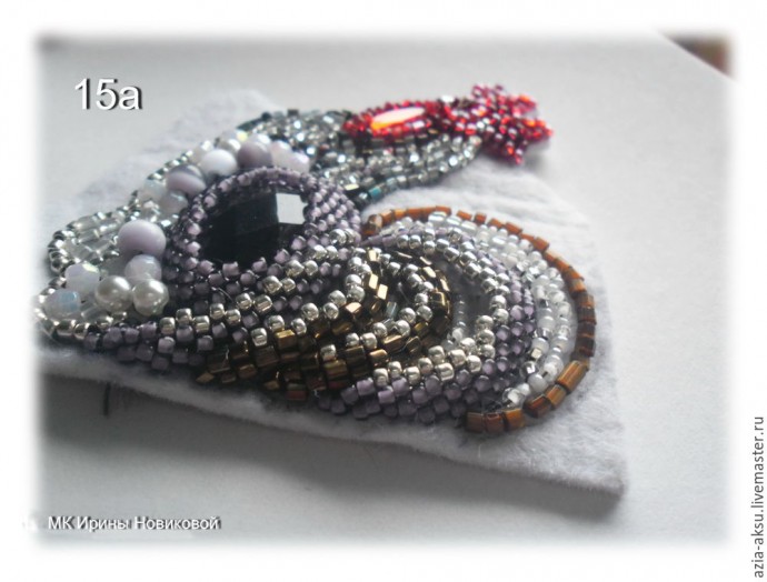 Вышиваем бисером петушка: часть 2