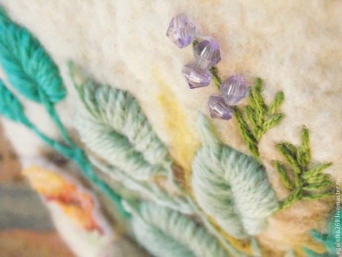 Создаем объёмную вышивку на войлоке
