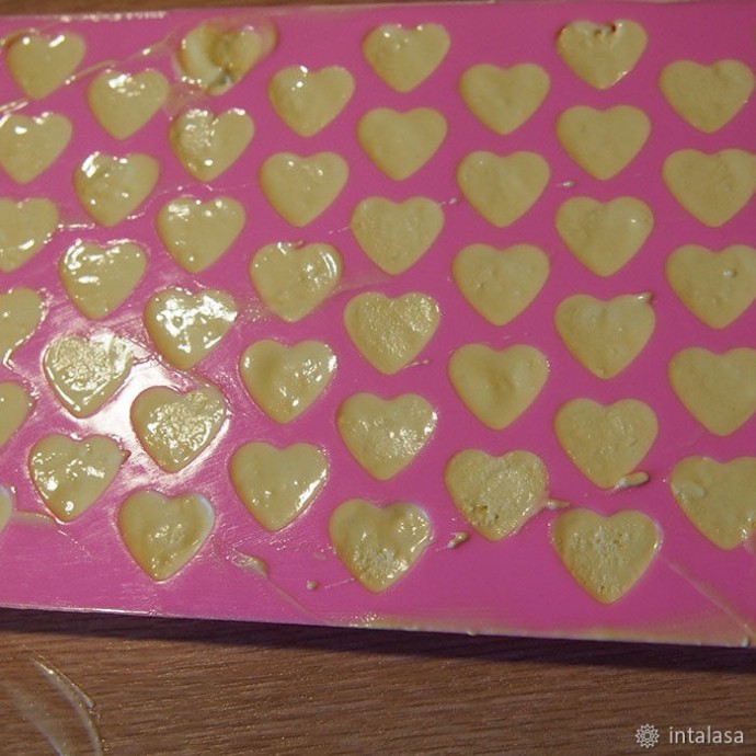 Готовим плитки-маску для ножек