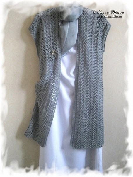 Ажурная безрукавка спицами