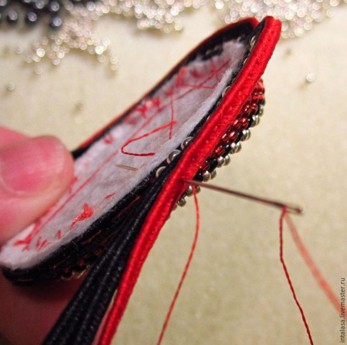 Создаем колье в технике сутажной вышивки: часть 2