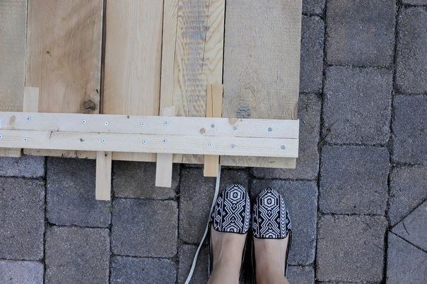 Самодельный уличный стол