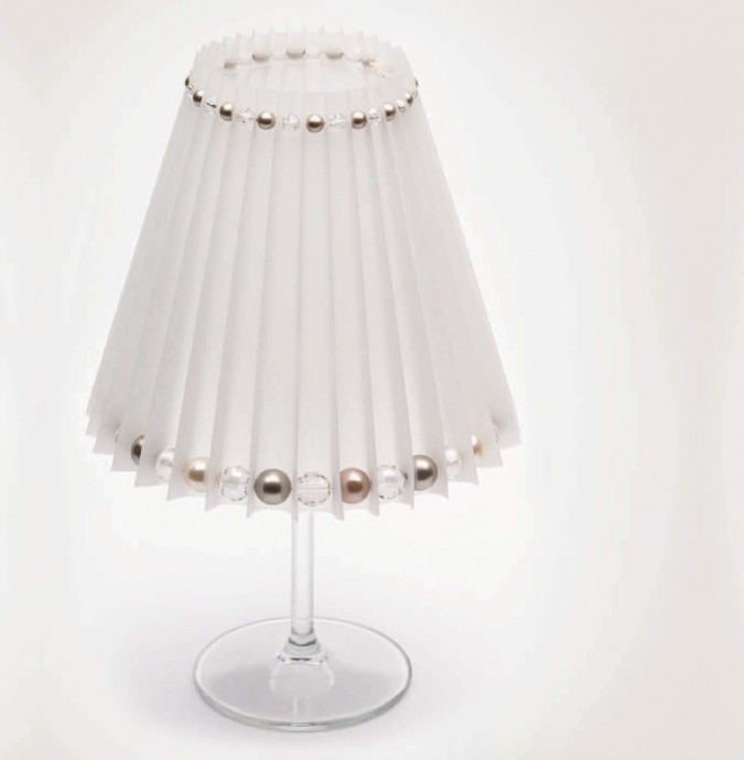 Делаем оригинальный подсвечник-абажур с кристаллами и жемчужными бусинами Swarovski