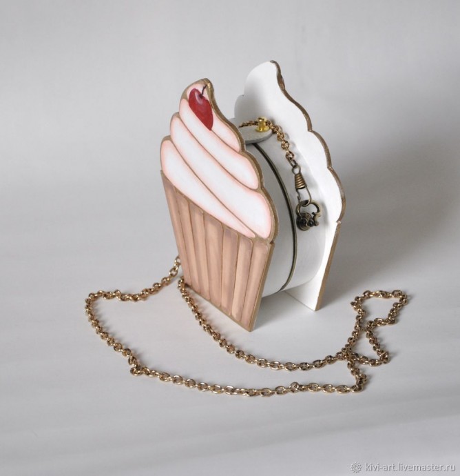 Делаем сумочку-кекс своими руками: часть 3