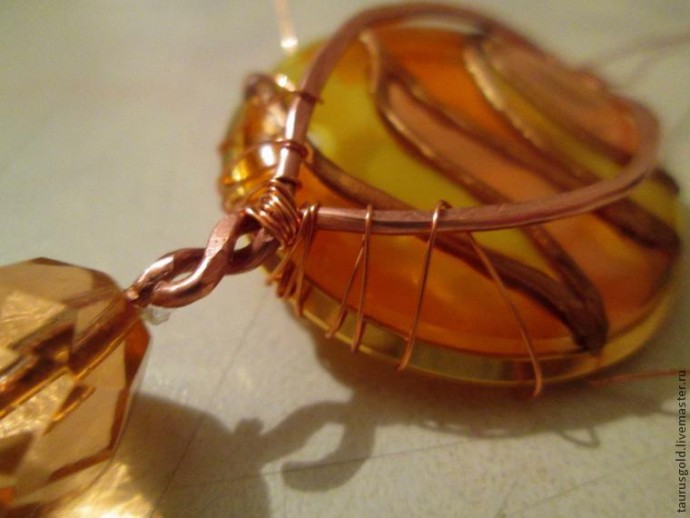 Делаем кулон "Течение времени" из часового стекла