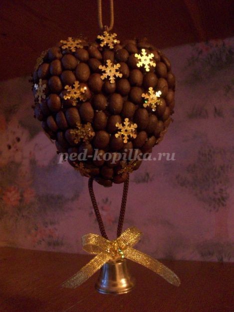Сердце из кофейных зерен: мастер-класс