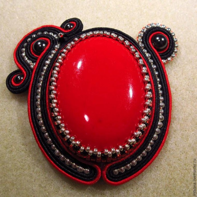 Создаем колье в технике сутажной вышивки: часть 3