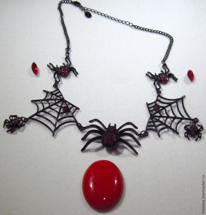 Создаем колье в технике сутажной вышивки: часть 1