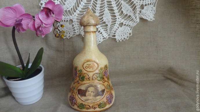Мастер-класс: декор бутылки для святой воды в технике декупаж, часть 4