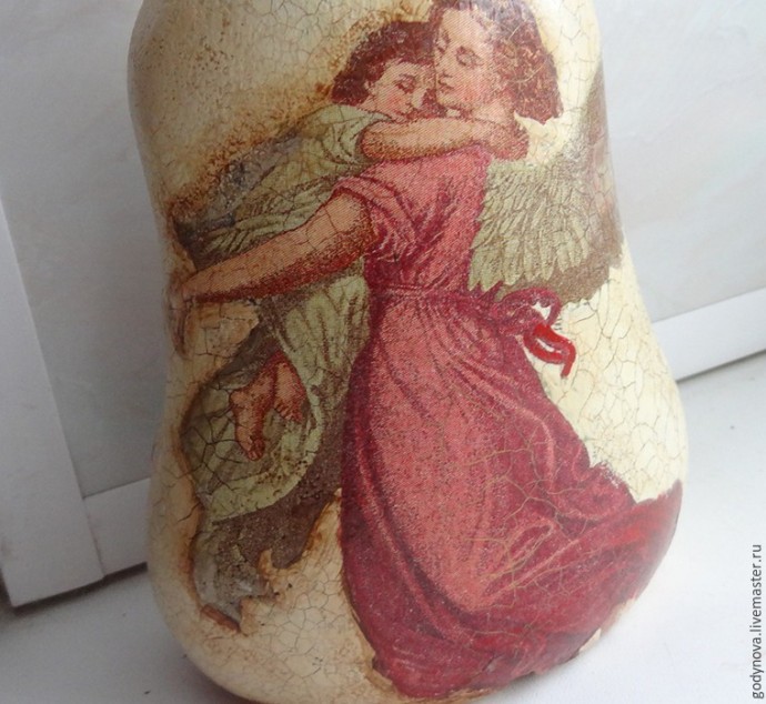 Мастер-класс: декор бутылки для святой воды в технике декупаж, часть 3