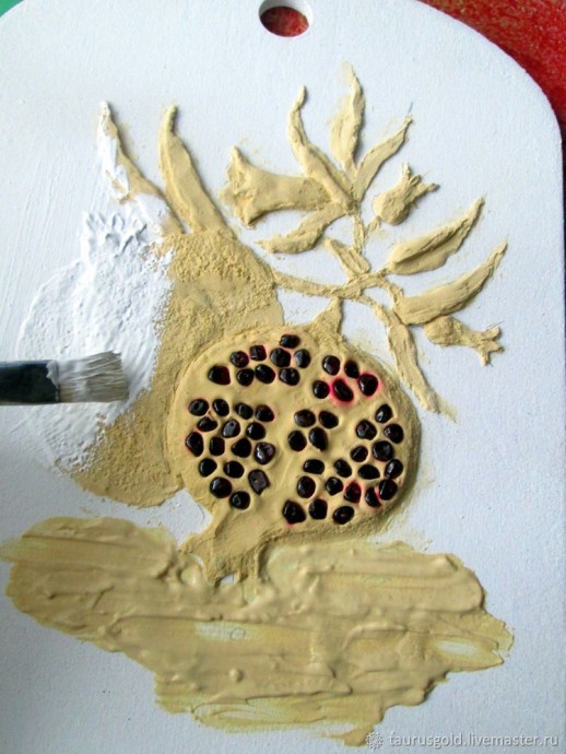 Мастерим интересную ключницу "Гранат"