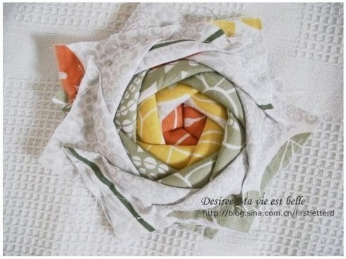 Кошелёк в виде розы: лоскутное шитье