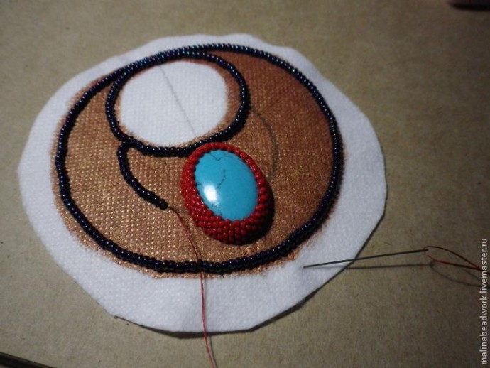 Создаем кулон "Скарабей" в технике бисерной вышивки