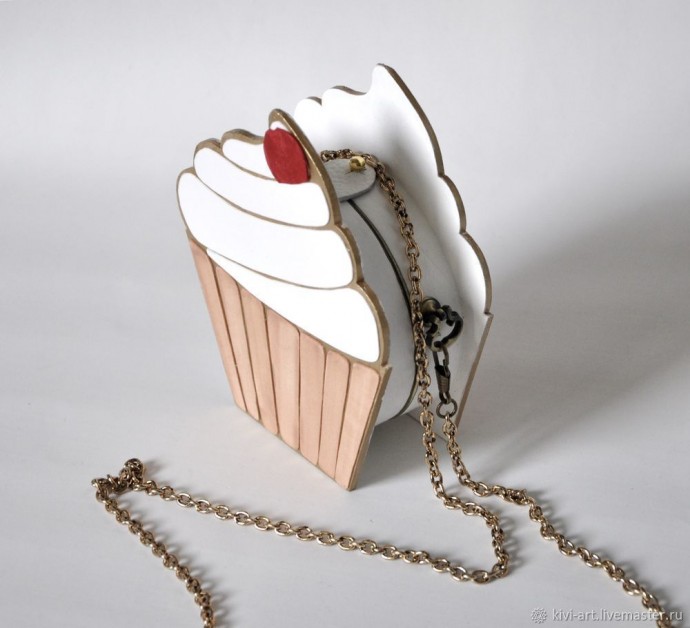 Делаем сумочку-кекс своими руками: часть 3