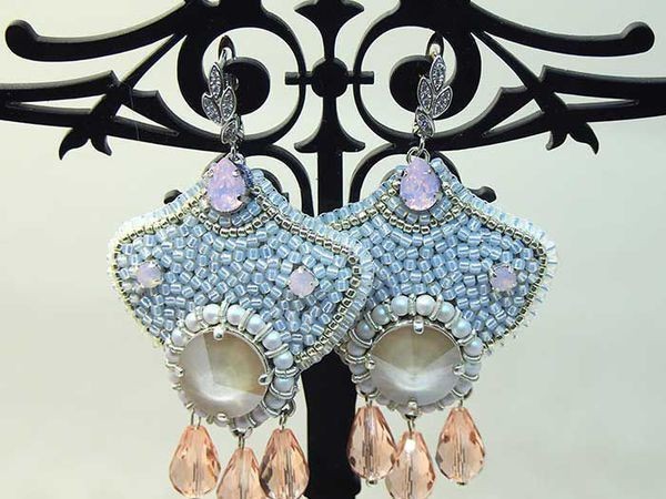 Вышиваем сережки "Лепестки сакуры": часть 1