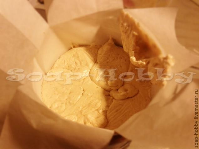 Молочное мыло с нуля с добавлением мёда и овсянки: часть 2