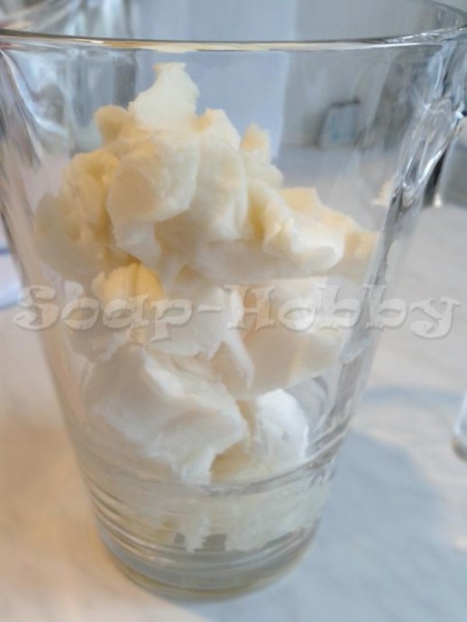 Молочное мыло с нуля с добавлением мёда и овсянки: часть 1