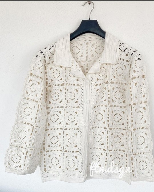 Чудесный жакет и рубашка из мотивов